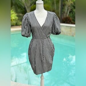 Topshop Black and White Puff Sleeve Mini Dress